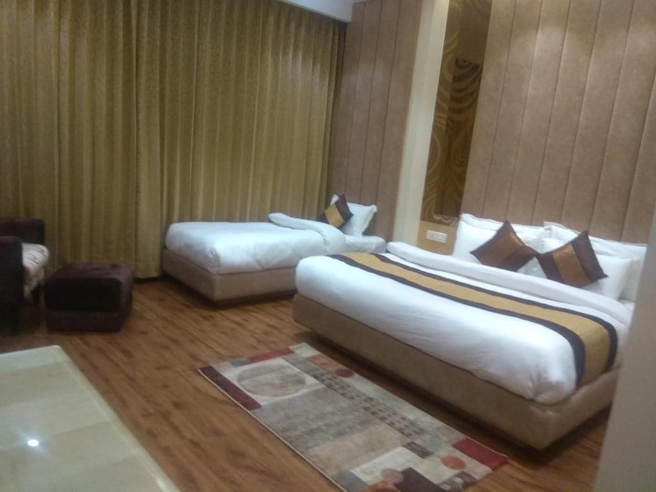 Csjs Inn By Krishna Group Of Hotels Amritsar Extérieur photo